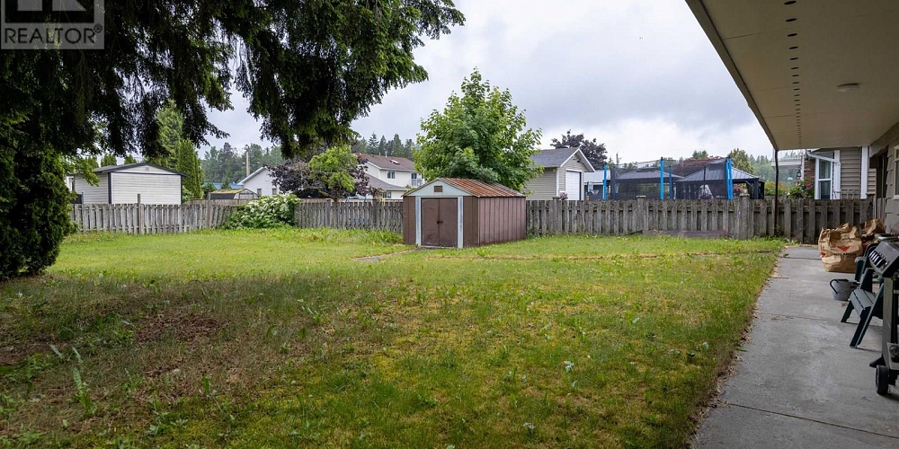 4941 GAIR AVENUE Terrace Photo 27