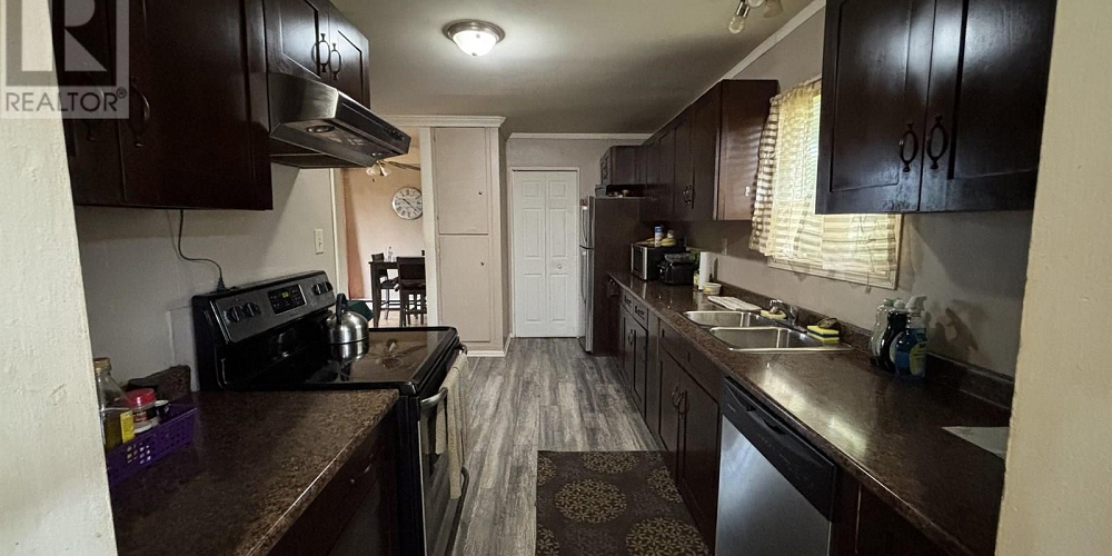 93 CAPILANO STREET Kitimat Photo 2