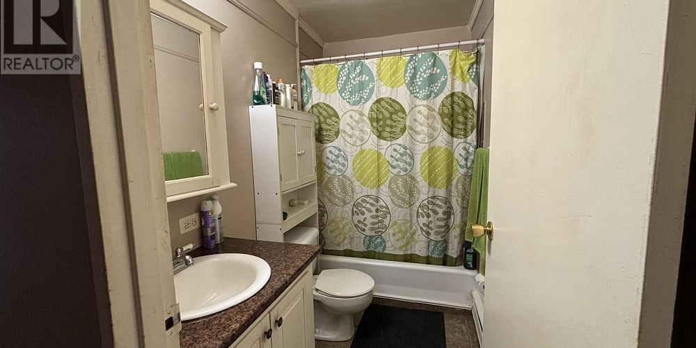 93 CAPILANO STREET Kitimat Photo 9