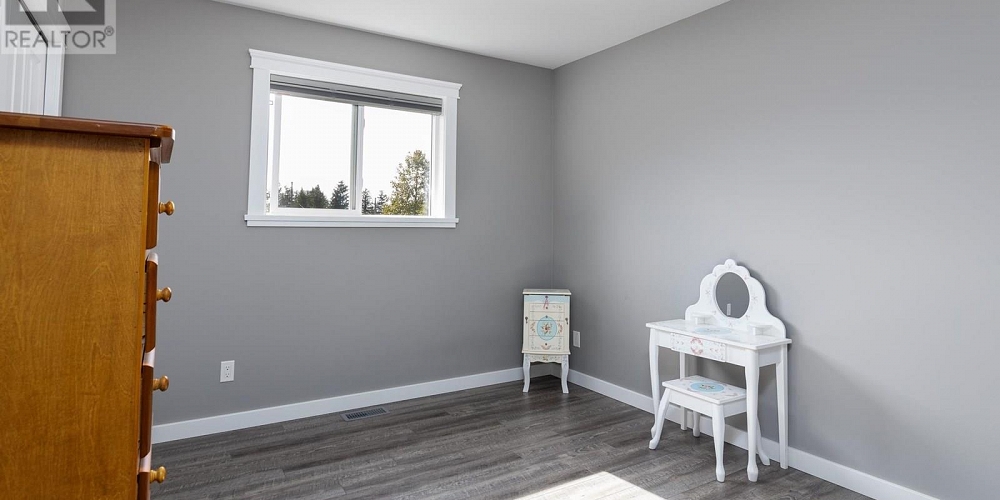 3569 NEWELL AVENUE Terrace Photo 9