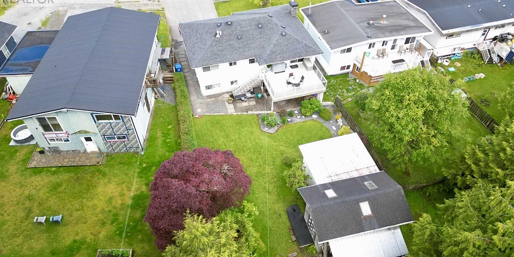 1514 JAMAICA AVENUE Prince Rupert Photo 2