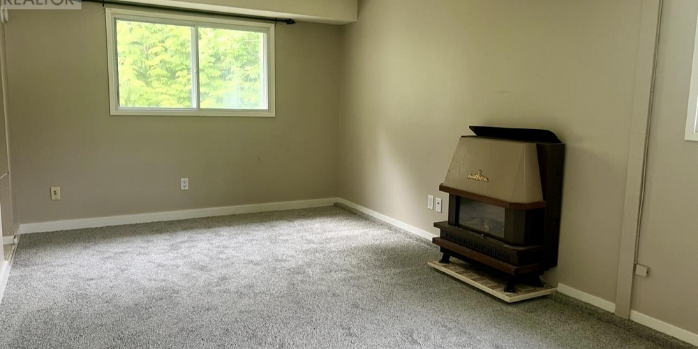 20 BRANT STREET Kitimat Photo 15
