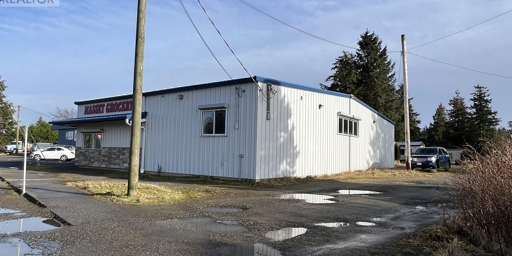 1605 OLD BEACH ROAD Masset Photo 15