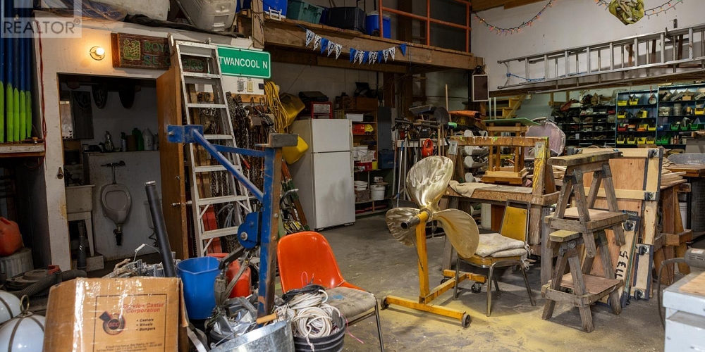 906 W 2ND AVENUE Prince Rupert Photo 24