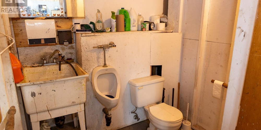 906 W 2ND AVENUE Prince Rupert Photo 25