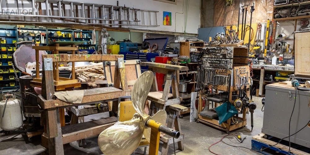 906 W 2ND AVENUE Prince Rupert Photo 29