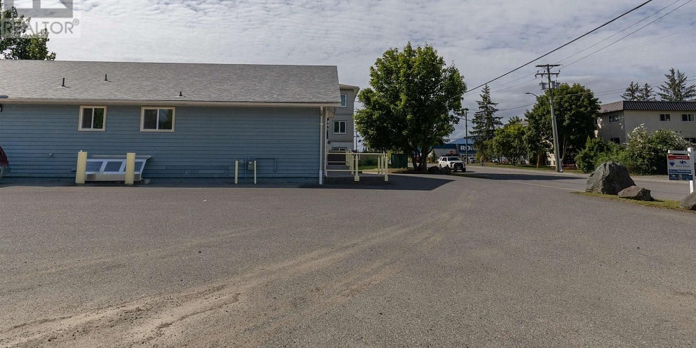 3222 MUNROE STREET Terrace Photo 21