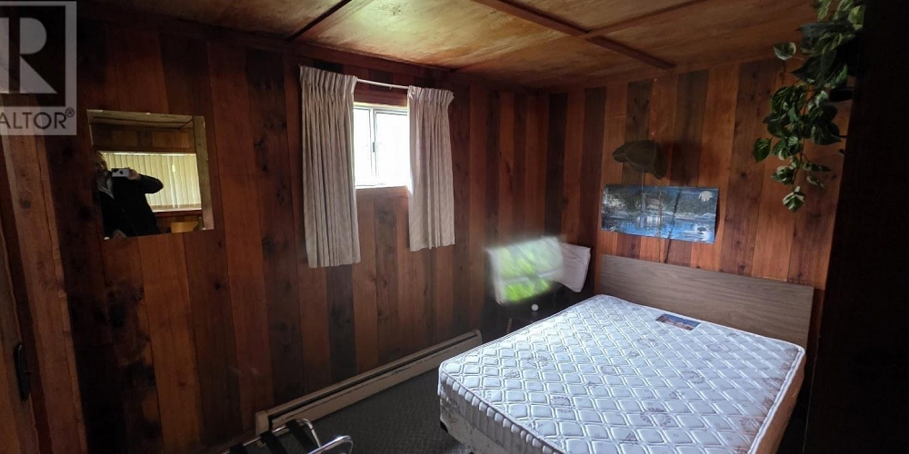 4 NEWCOMBE AVENUE Port Clements Photo 11