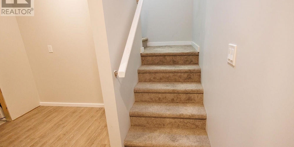 14 4921 HALLIWELL AVENUE Terrace Photo 18