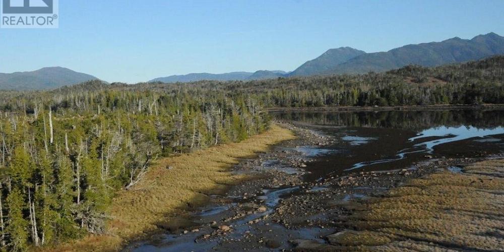 DL 88 HANSON ISLAND Prince Rupert Photo 2