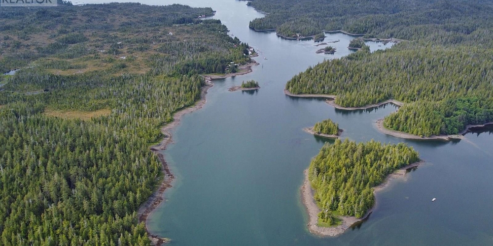 DL 1334 HUNTS INLET Prince Rupert Photo 15