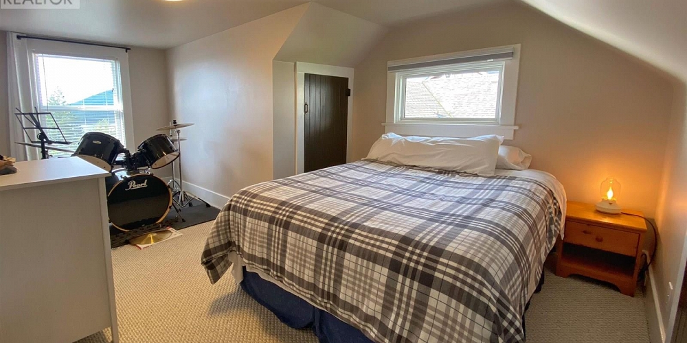 833 BORDEN STREET Prince Rupert Photo 23