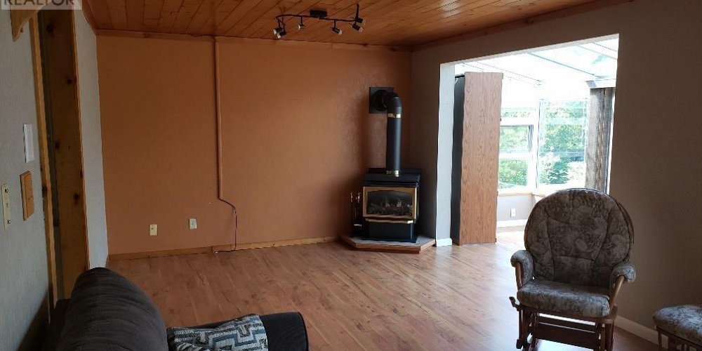 4918 SCOTT AVENUE Terrace Photo 20