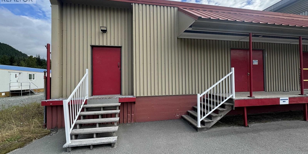 D 312 RAILWAY AVENUE Kitimat Photo 2