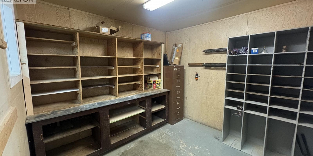 D 312 RAILWAY AVENUE Kitimat Photo 5