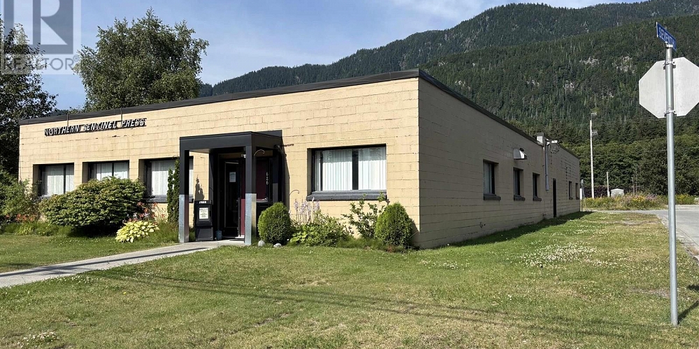 626 ENTERPRISE AVENUE Kitimat Photo 2