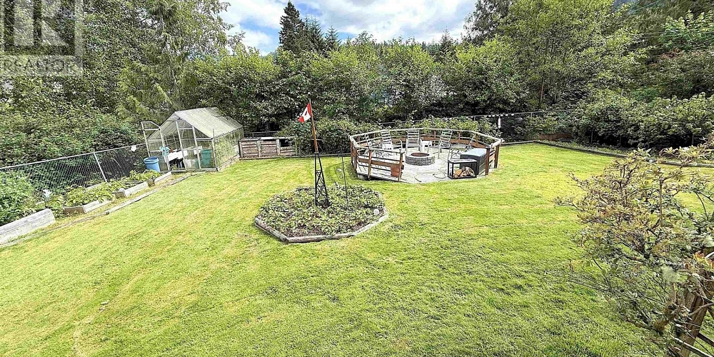 1656 INDIA AVENUE Prince Rupert Photo 36