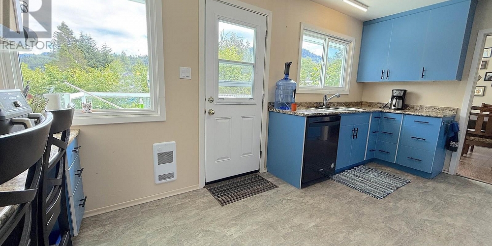 1656 INDIA AVENUE Prince Rupert Photo 9