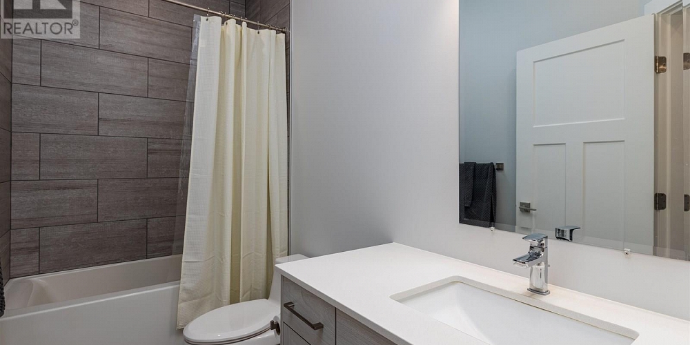 5238 SMITH AVENUE Terrace Photo 8