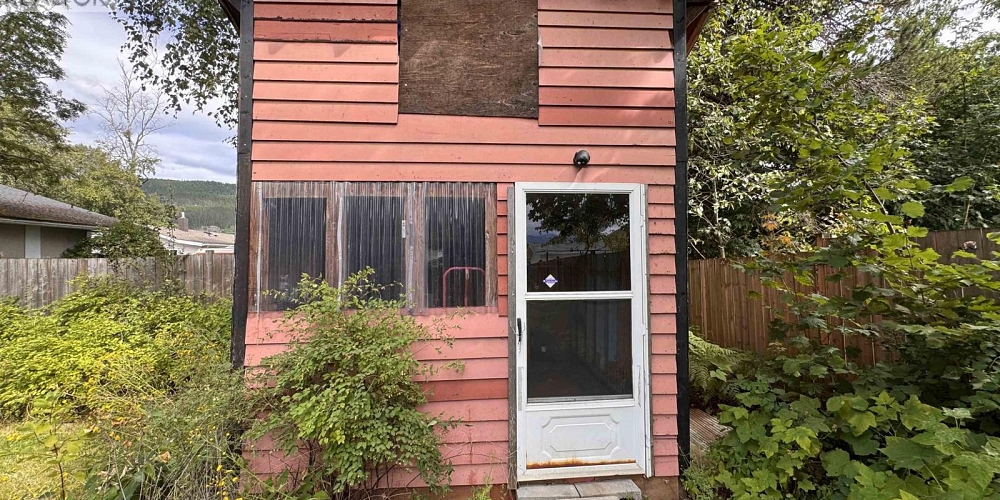 4729 WALSH AVENUE Terrace Photo 20