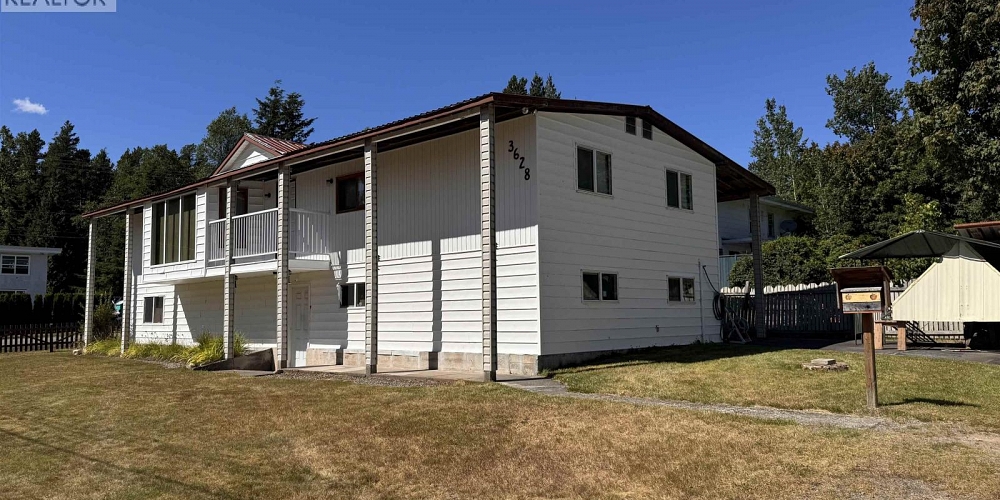 3628 ALDER AVENUE Terrace Photo 20