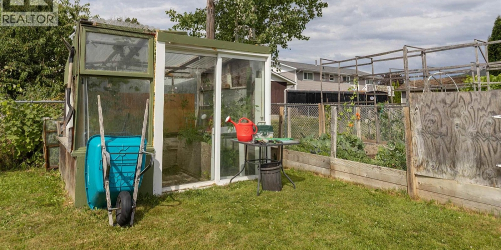 4912 LABELLE AVENUE Terrace Photo 26