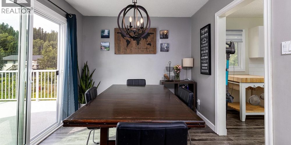 4912 LABELLE AVENUE Terrace Photo 6