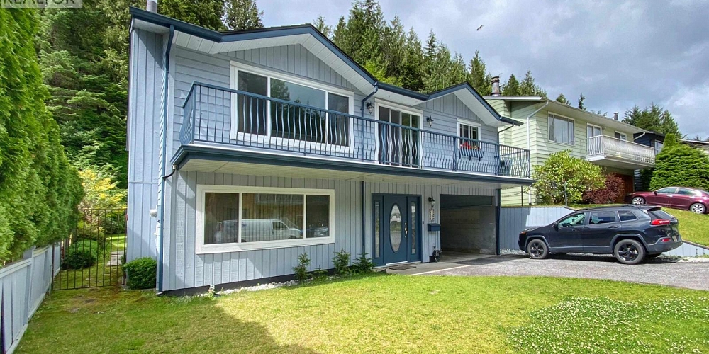1824 KOOTENAY AVENUE Prince Rupert Photo 2