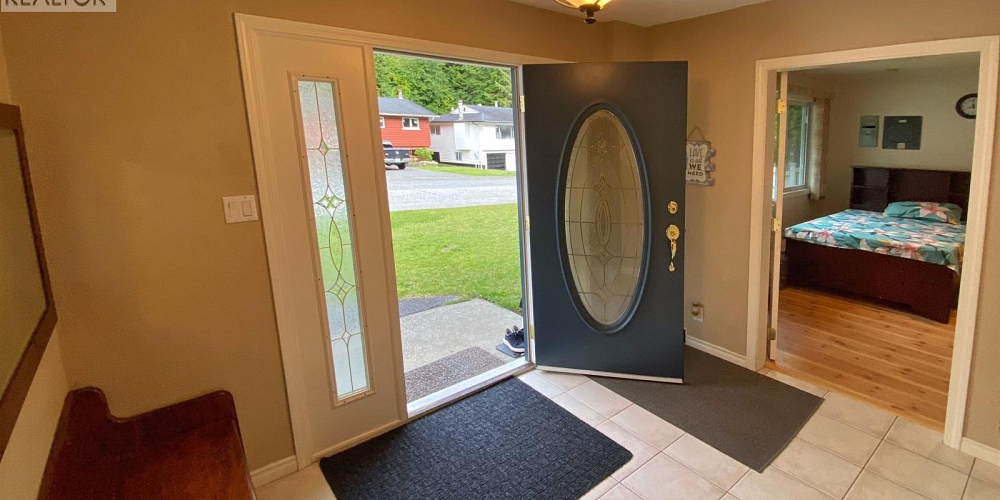 1824 KOOTENAY AVENUE Prince Rupert Photo 3