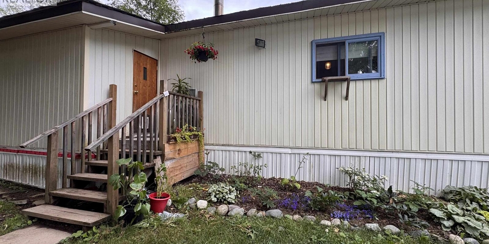 2914 THORNHILL STREET Terrace Photo 25