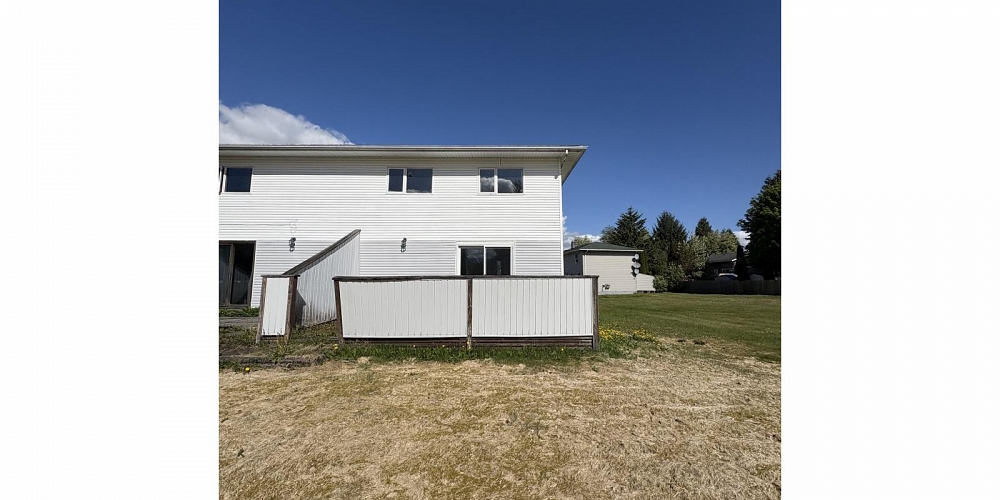 77 WEDEENE STREET Kitimat Photo 12