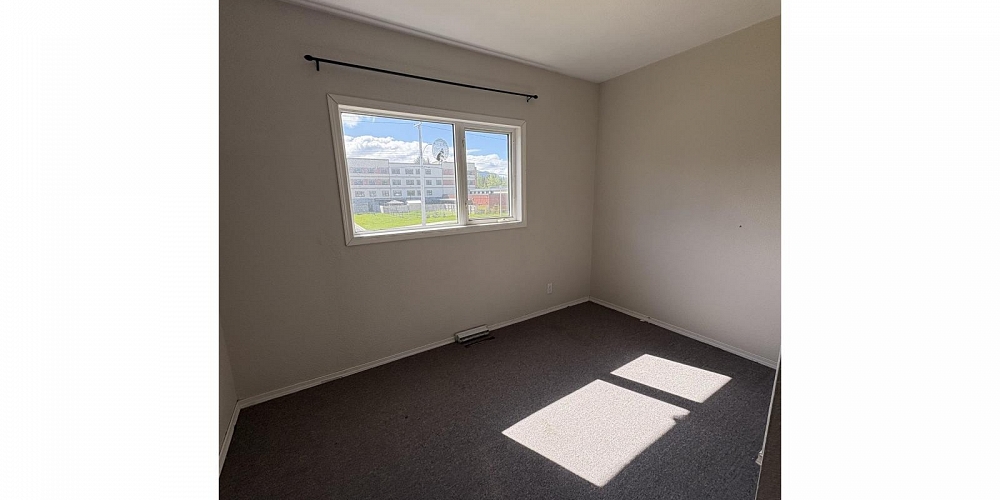 77 WEDEENE STREET Kitimat Photo 2