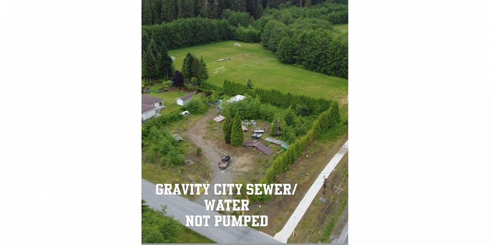 3 BLUEBERRY AVENUE Kitimat Photo 4