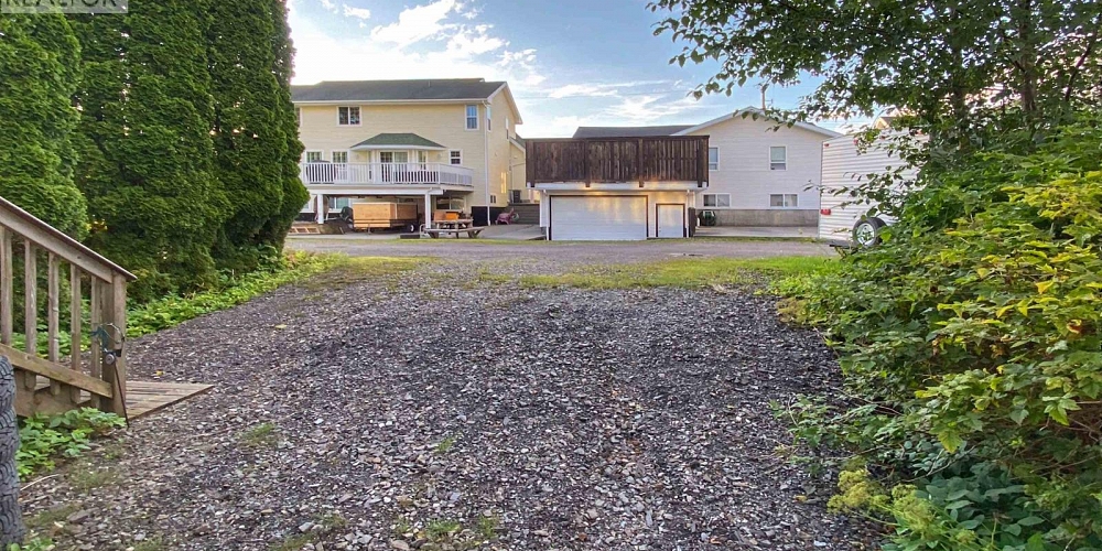 419 E 6TH AVENUE Prince Rupert Photo 15