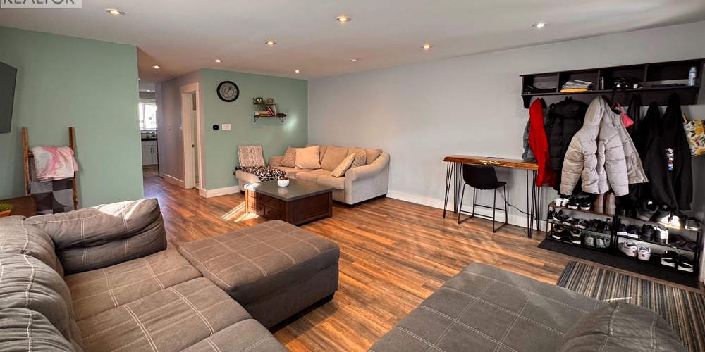 419 E 6TH AVENUE Prince Rupert Photo 4