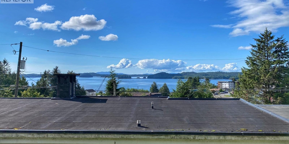 1105 BORDEN STREET Prince Rupert Photo 3