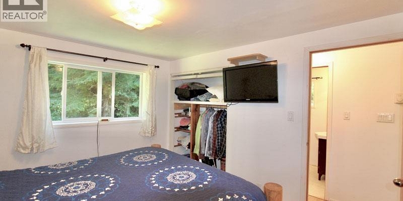 1514 BURGESS AVENUE Masset Photo 10