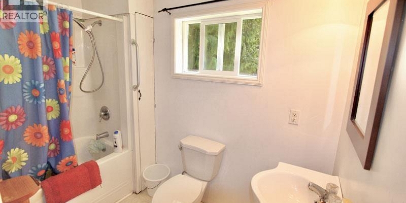 1514 BURGESS AVENUE Masset Photo 14