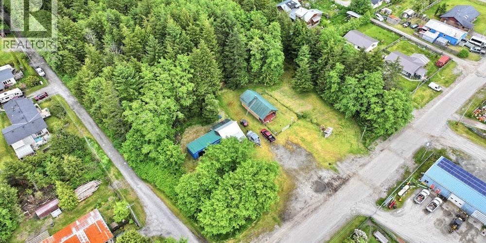 1514 BURGESS AVENUE Masset Photo 15