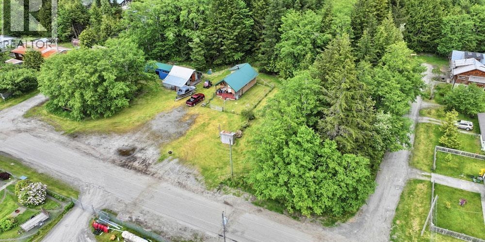 1514 BURGESS AVENUE Masset Photo 18