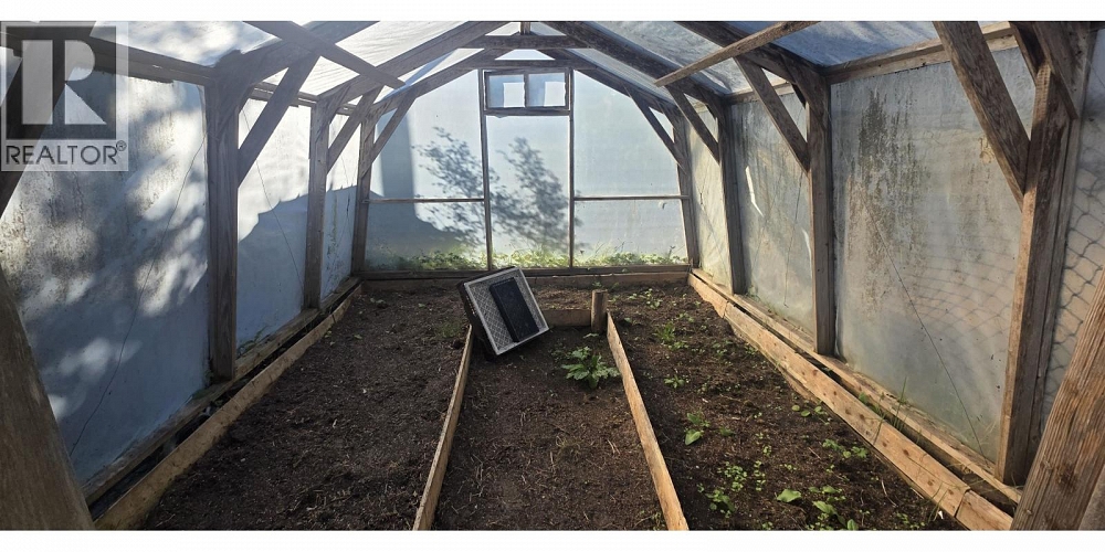 1567 DELKATLA STREET Masset Photo 4