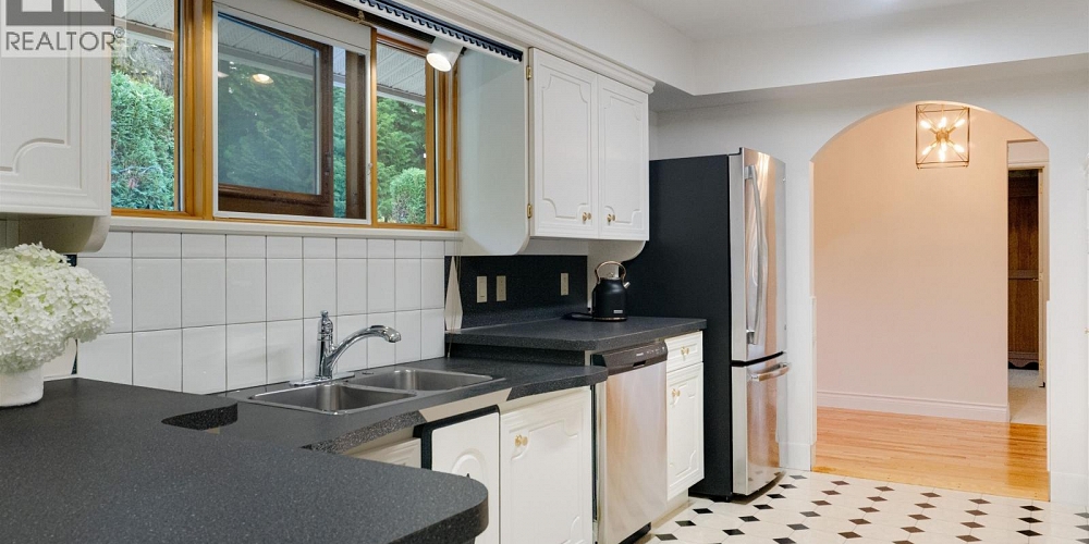 96 GREYLING AVENUE Kitimat Photo 20