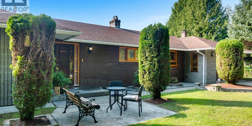 96 GREYLING AVENUE Kitimat Photo 3