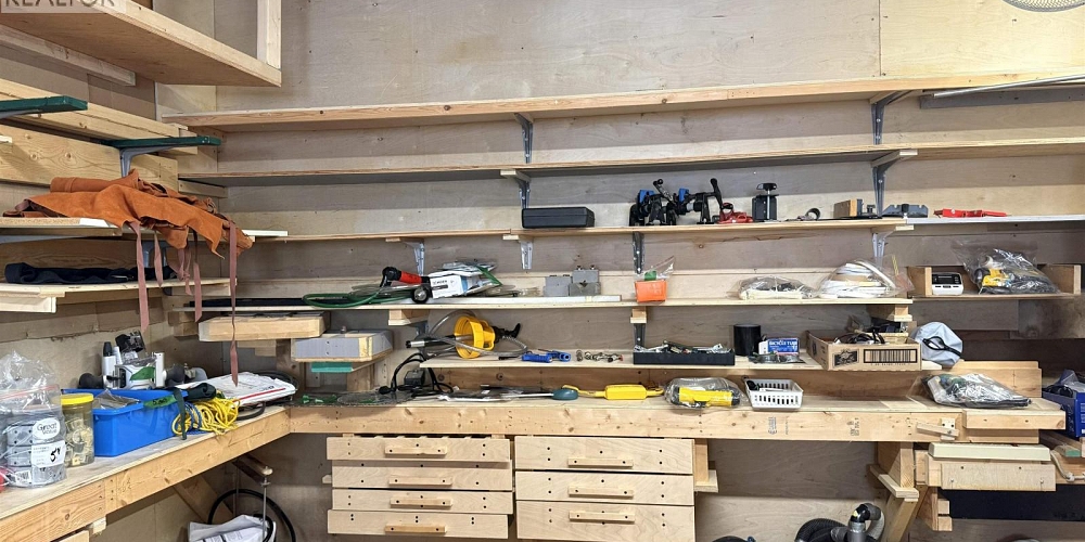 30 HAWK STREET Kitimat Photo 18