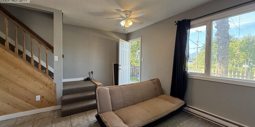 117 3530 KALUM STREET Terrace Photo 7