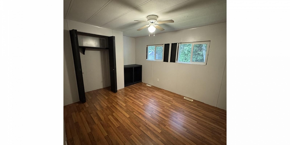 40 3889 MULLER AVENUE Terrace Photo 12