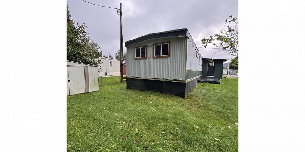 40 3889 MULLER AVENUE Terrace Photo 17
