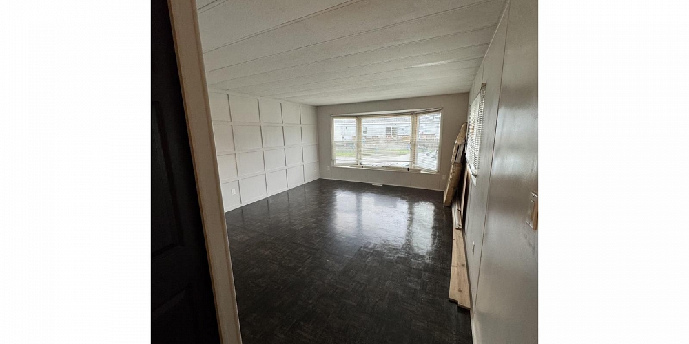 40 3889 MULLER AVENUE Terrace Photo 8