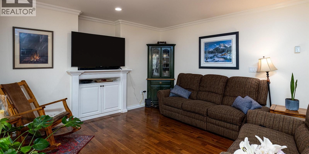 3304 MUNROE STREET Terrace Photo 17