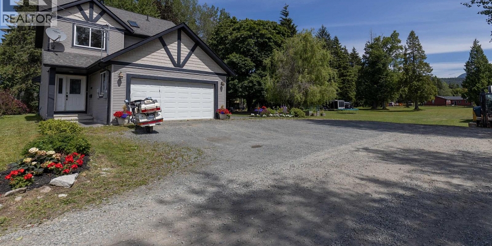 3304 MUNROE STREET Terrace Photo 8